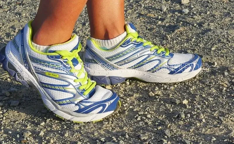 米兰app官网登录百度翻译App## 运动鞋清洗除臭终极指南：让你的球鞋焕然一
新