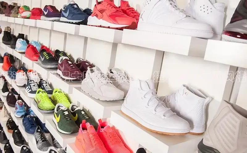 米兰体育全站百度人工翻译舒适时尚的男士胖头运动鞋：提升您的运动风格