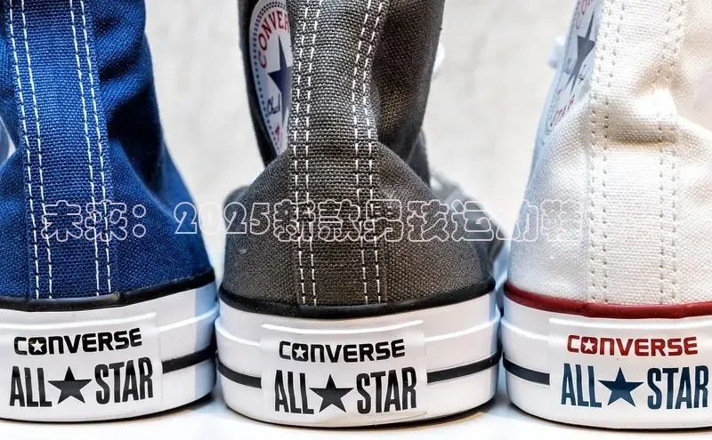 未来：2025新款男孩运动鞋设计